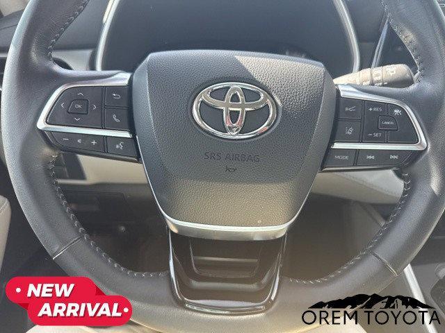 used 2020 Toyota Highlander Hybrid car, priced at $37,211