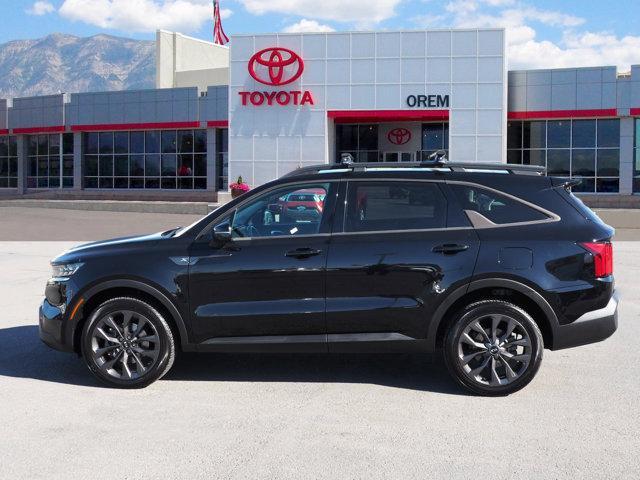 used 2021 Kia Sorento car, priced at $30,193