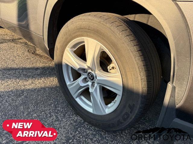 used 2024 Toyota Highlander car, priced at $40,590