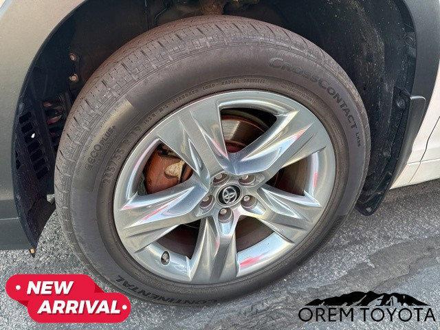 used 2017 Toyota Highlander car, priced at $22,797