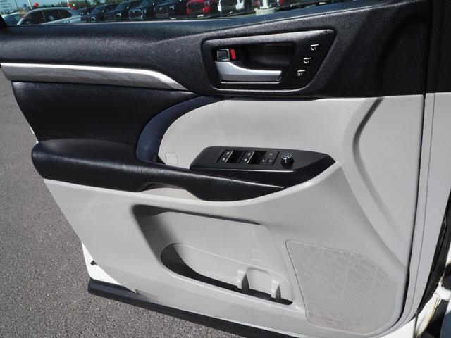 used 2017 Toyota Highlander car, priced at $22,625