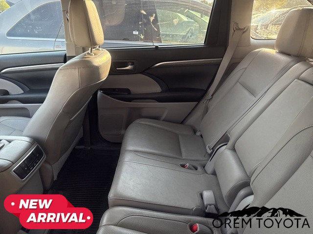 used 2017 Toyota Highlander car, priced at $22,797