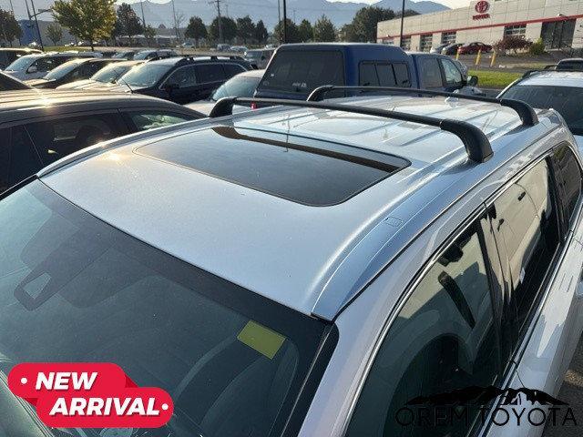 used 2017 Toyota Highlander car, priced at $22,797