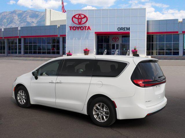 used 2024 Chrysler Pacifica car, priced at $30,437