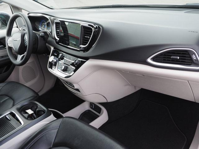 used 2024 Chrysler Pacifica car, priced at $30,437