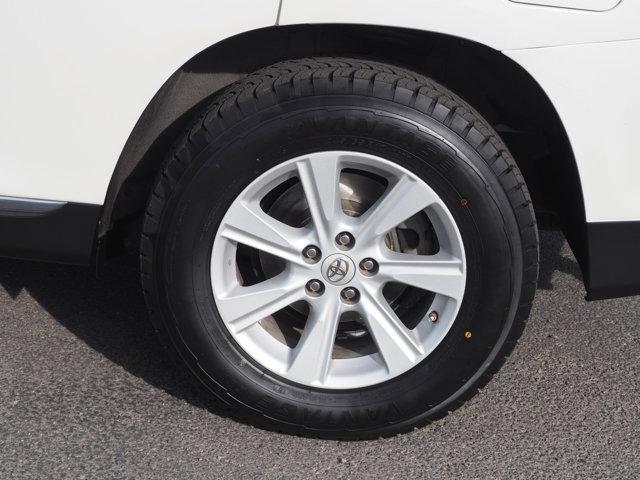 used 2012 Toyota Highlander car, priced at $9,006