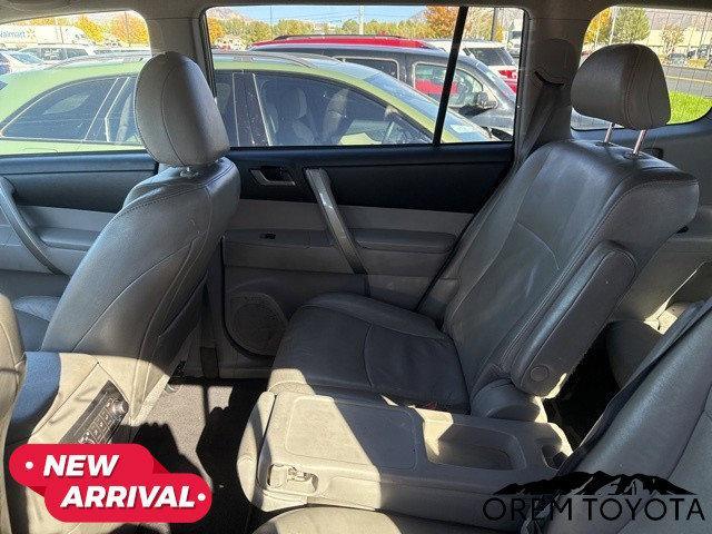 used 2012 Toyota Highlander car, priced at $9,006
