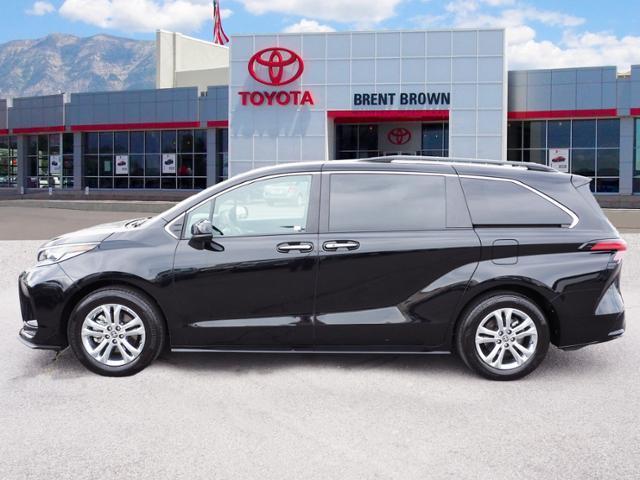 used 2023 Toyota Sienna car, priced at $53,899