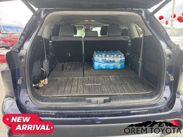 used 2021 Toyota Highlander Hybrid car, priced at $26,232