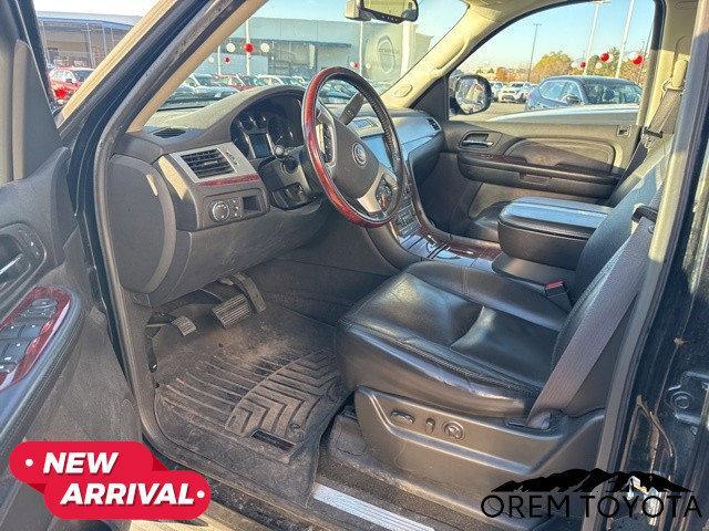 used 2007 Cadillac Escalade ESV car, priced at $9,508