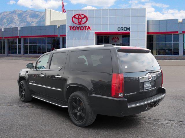 used 2007 Cadillac Escalade ESV car, priced at $8,780