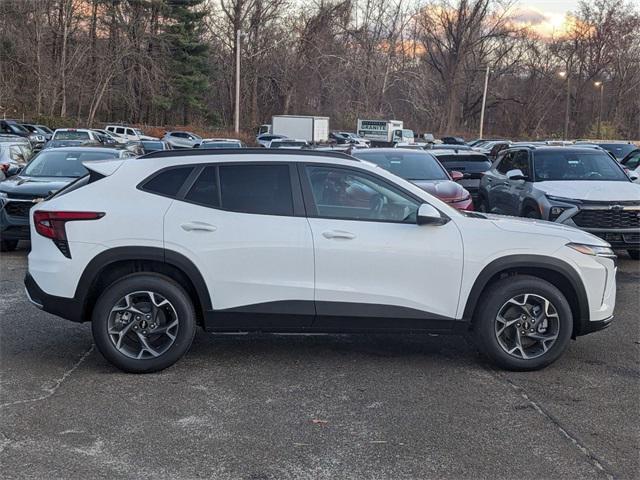 new 2025 Chevrolet Trax car, priced at $24,840