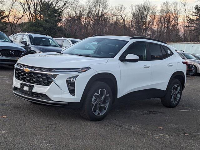 new 2025 Chevrolet Trax car, priced at $24,840