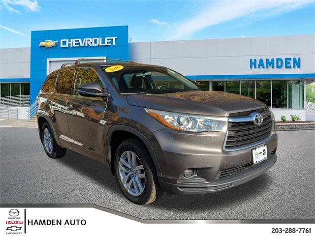 used 2016 Toyota Highlander car, priced at $15,600