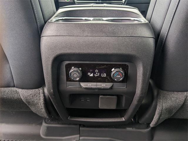 new 2025 Chevrolet Traverse car, priced at $45,945