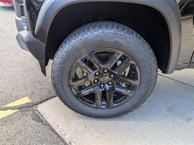 new 2024 Chevrolet Colorado car, priced at $45,350