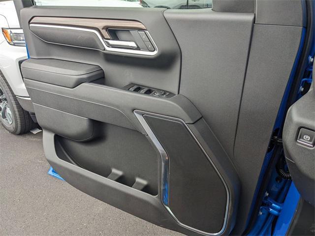 new 2025 Chevrolet Silverado 1500 car, priced at $55,990