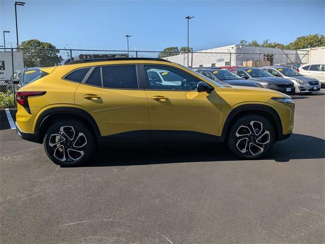 new 2025 Chevrolet Trax car, priced at $28,245