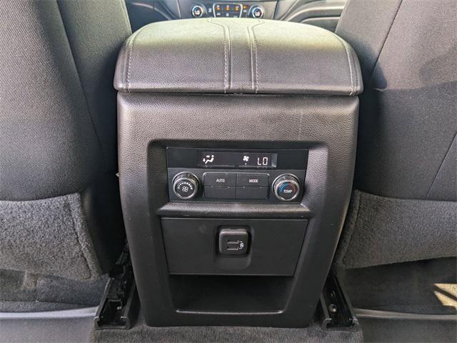 used 2022 Chevrolet Traverse car, priced at $29,179