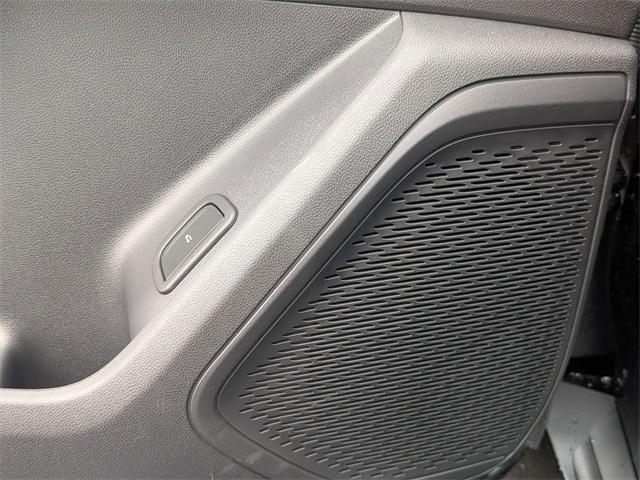 new 2026 Chevrolet Traverse car, priced at $46,120