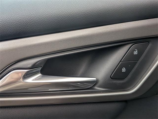 new 2026 Chevrolet Traverse car, priced at $46,120