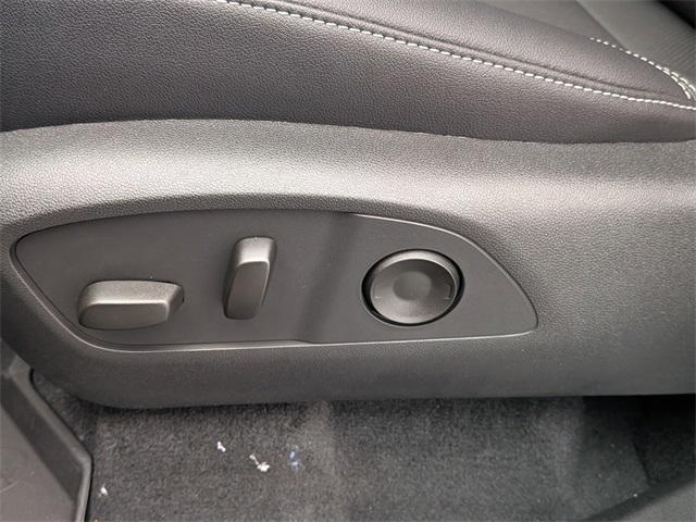 new 2026 Chevrolet Traverse car, priced at $46,120