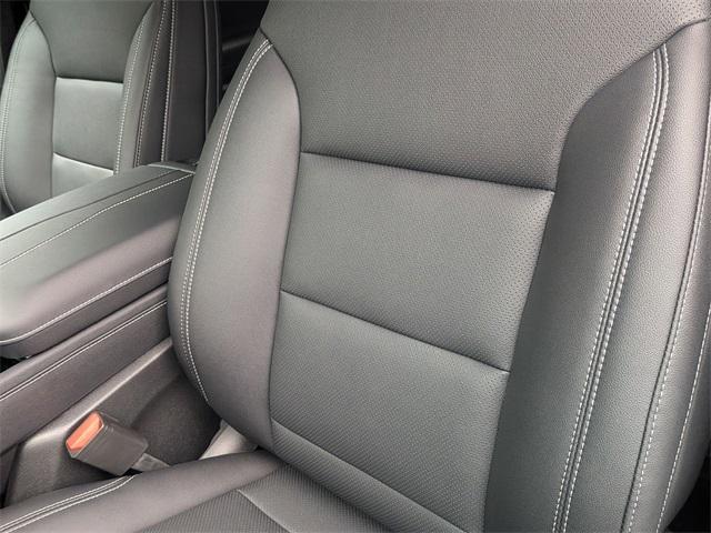 new 2026 Chevrolet Traverse car, priced at $46,120