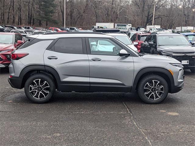 new 2024 Chevrolet TrailBlazer car, priced at $30,390