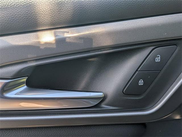 new 2026 Chevrolet Traverse car, priced at $47,345