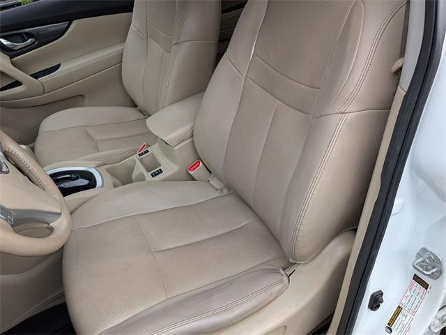 used 2015 Nissan Rogue car, priced at $9,472