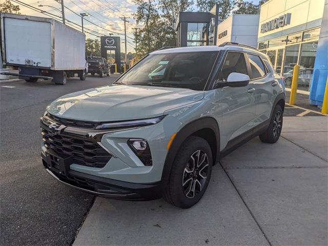 new 2025 Chevrolet TrailBlazer car, priced at $31,615