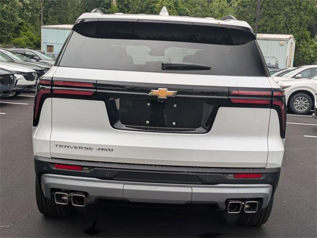 new 2025 Chevrolet Traverse car, priced at $50,635