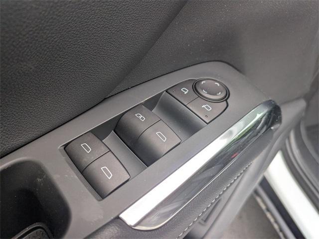 new 2025 Chevrolet Traverse car, priced at $50,635