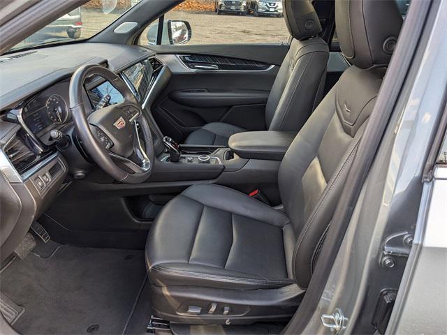 used 2024 Cadillac XT6 car, priced at $46,998