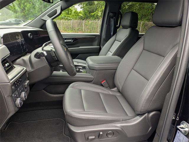 new 2025 Chevrolet Suburban car