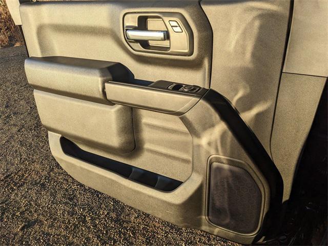 new 2025 Chevrolet Silverado 1500 car, priced at $47,075