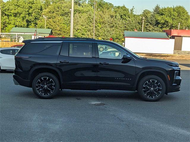 new 2024 Chevrolet Traverse car, priced at $48,075