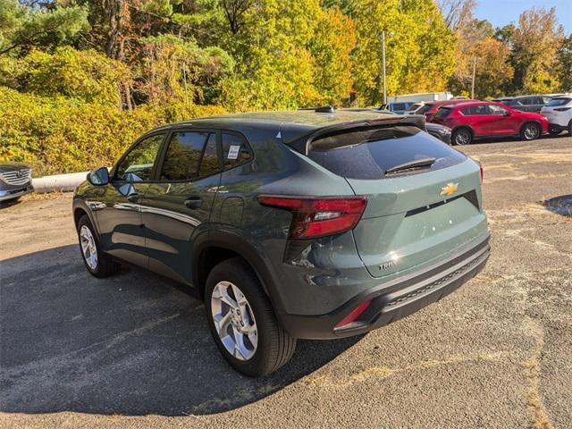 new 2025 Chevrolet Trax car, priced at $22,885