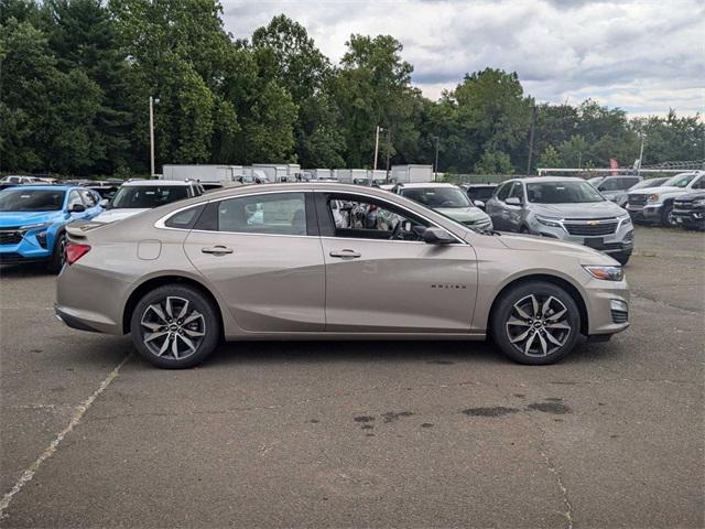 new 2024 Chevrolet Malibu car, priced at $27,345