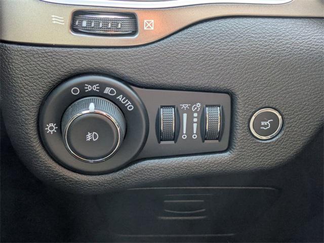 used 2019 Jeep Cherokee car, priced at $13,500