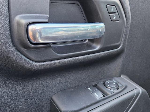 new 2025 Chevrolet Silverado 1500 car, priced at $47,075