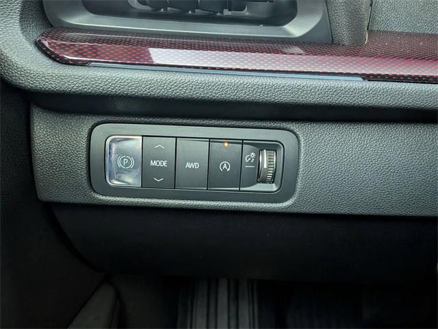 new 2026 Chevrolet Traverse car, priced at $53,945