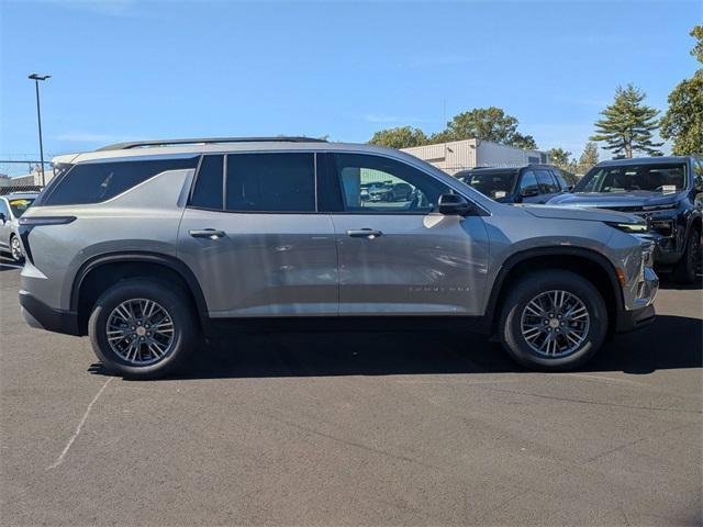 new 2026 Chevrolet Traverse car, priced at $45,120