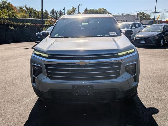new 2026 Chevrolet Traverse car, priced at $45,120