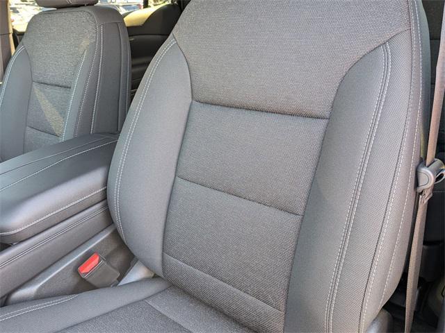 new 2026 Chevrolet Traverse car, priced at $45,120