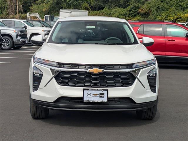 new 2025 Chevrolet Trax car, priced at $22,890