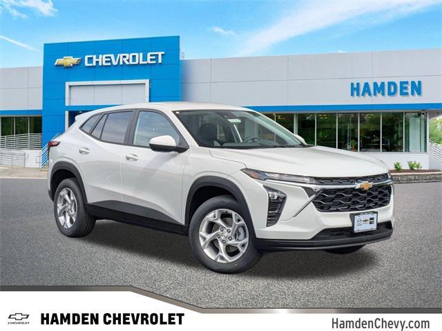 new 2025 Chevrolet Trax car, priced at $22,890