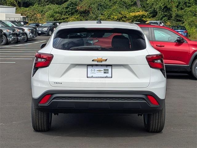 new 2025 Chevrolet Trax car, priced at $22,890