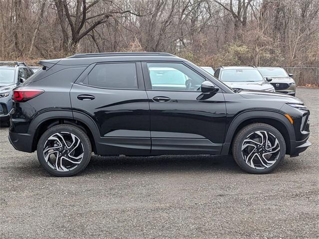 new 2025 Chevrolet TrailBlazer car, priced at $34,305