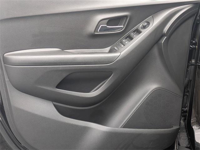 used 2022 Chevrolet Trax car, priced at $18,777
